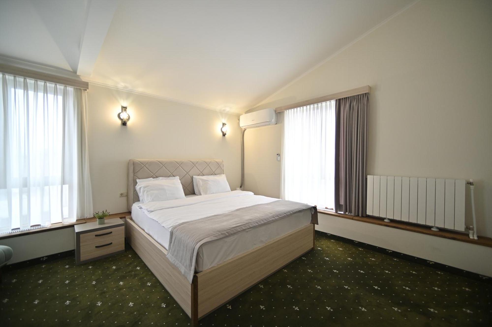 Colette Hotel Erivan Dış mekan fotoğraf